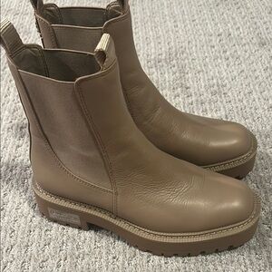 Sam Edelman Beige Leather Ankle boots.